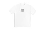 Biały t-shirt z czarną naszywką Urządzenia Paczkomat oraz napisem Support your local Paczkomat