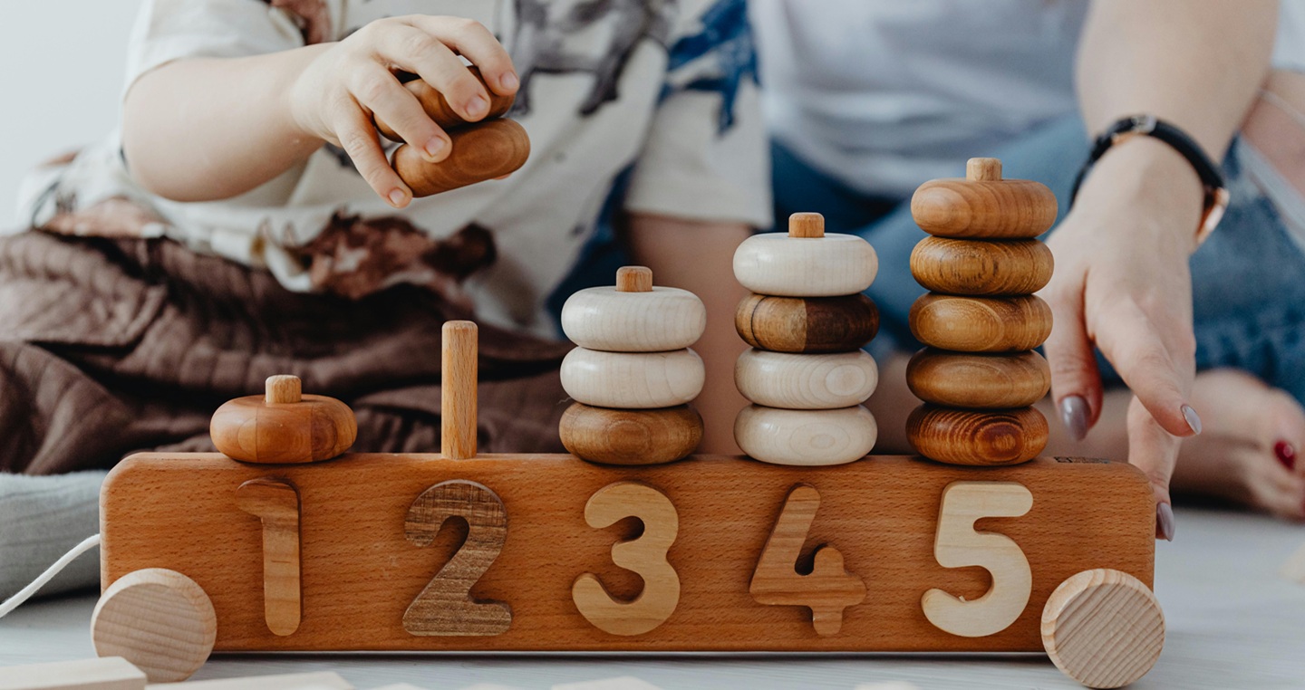 dziecko grające w grę