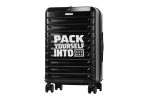 Czarna walizka na kółkach z napisem "PACK YOURSELF INTO" z ikoną maszyny Paczkomat.